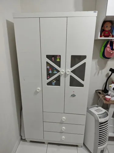 Guarda roupa infantil