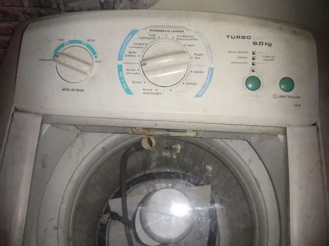 Máquina de lavar 220 V