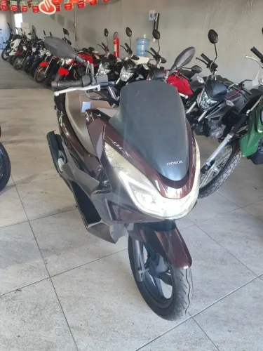 HONDA PCX 150 MARROM LUXO