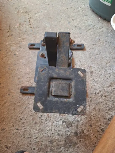 Suporte de TV reforçado 