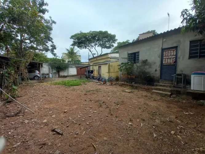 LOTE COM 560.00M² NO BAIRRO DONA CLARA - REGIÃO DO JARAGUÁ