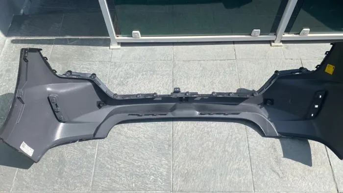 Pára-choque Onix hatch novo