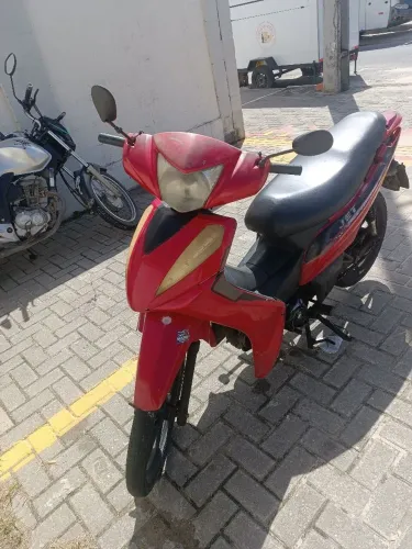 Vendo jet 125 pra quem quiser consertar
