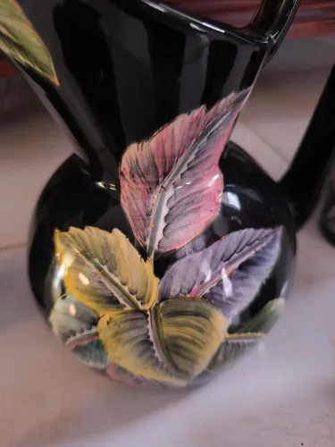 Jarra de cerâmica com 05 copos 