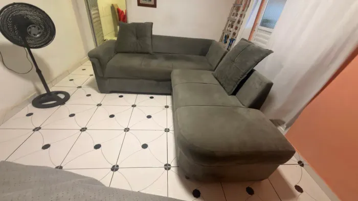 Sofá semi novo