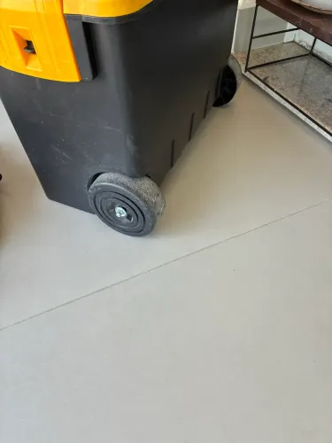 Caixa para ferramentas com rodinhas