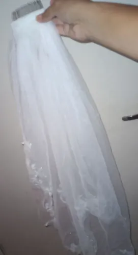Vendo véu Novo com detalhes em renda