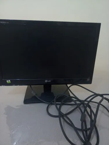 Monitor LG Flatron E1941