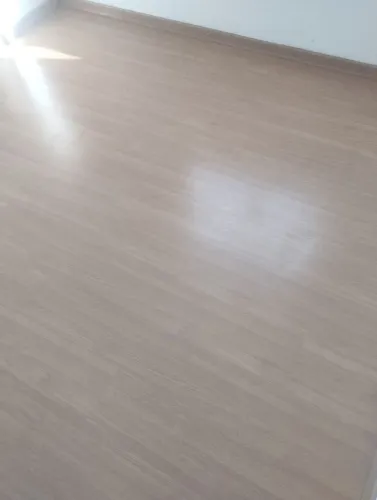 Piso laminado usado