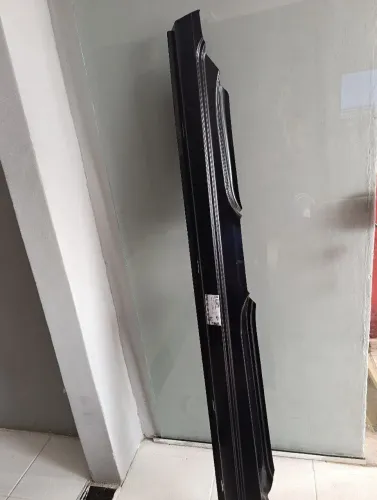 Caixa de ar lado direito de primeira qualidade no valor 250 reais.