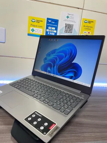 Lenovo ideapad - DDR4 / SSD + HDD (extremamente novo)