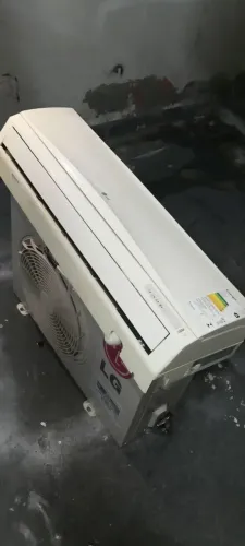 Vendo um ar condicionado