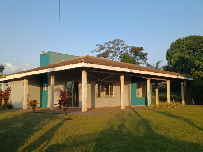 Ótima Residência no Condomínio Palmas Del Rey em Arealva