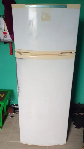 Vendo geladeira consul