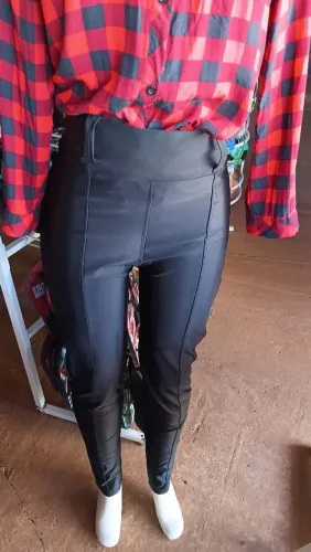 Calça feminina