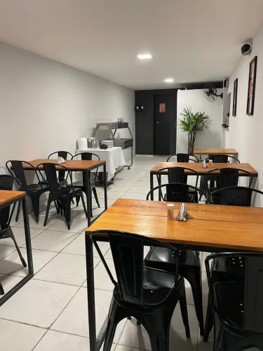 ALUGA-SE PONTO COMERCIAL MONTADO - PRONTO PARA FUNCIONAR!