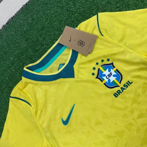 Camisa Brasil amarela 2026 versão jogador