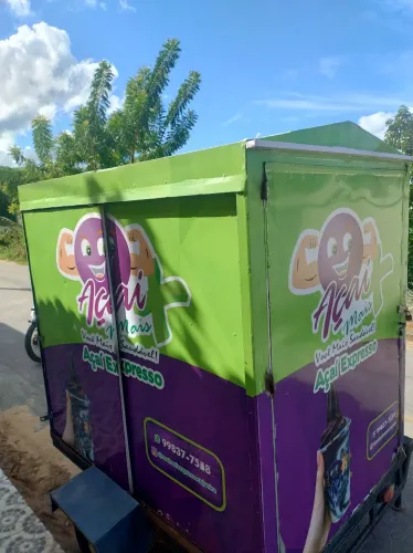 Trailer de açaí