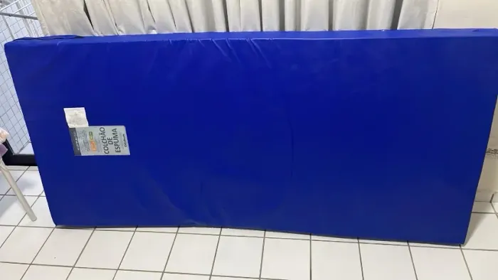 Colchão Hospitalar de Espuma Ortobom com Capa Impermeável