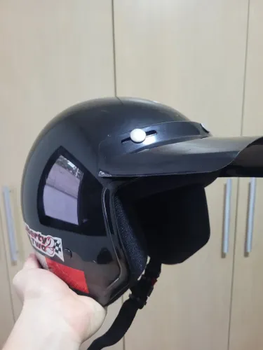 Capacete