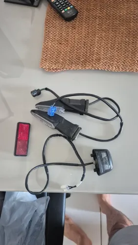 Pisca alerta / luz de placa Z900 2023