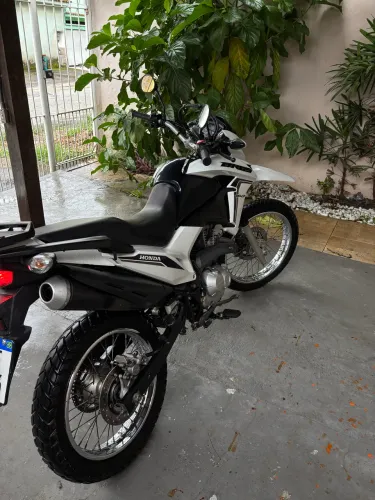 Honda Bros 2023