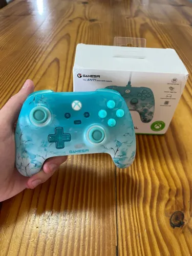 Controle Gamesir T7 Pro Floral - NOVO