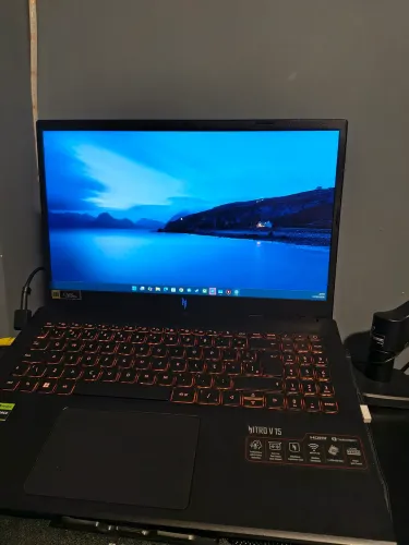 Acer nitro v 15