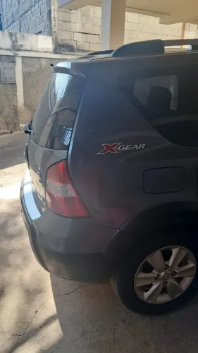 Nissan Livina X-gear Sl/X-gear 1.8 Flex F. Aut. 2013