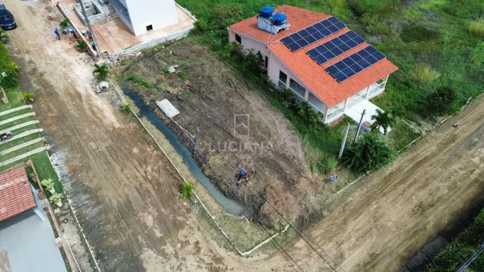 De esquina! Lote com 360 m² de área total em Condomínio - Gravatá/PE