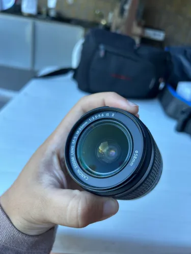Cânon Sl3 semi nova