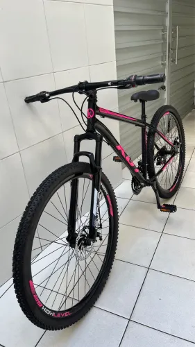 Bicicleta Aro 29 Aço Carbono Freios A Disco Suspensão 21 Vel. Nunca usado!!