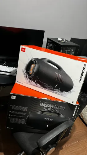 Jbl boombox 4