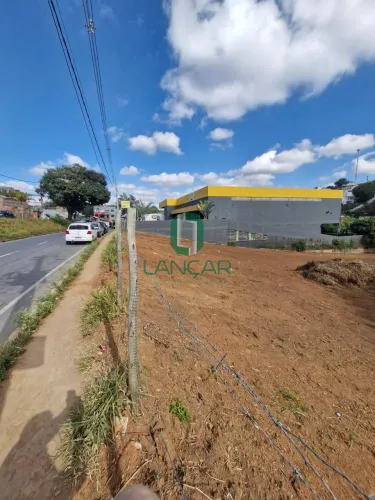 Lote comercial ao lado do Supermercados BH em São José da Lapa