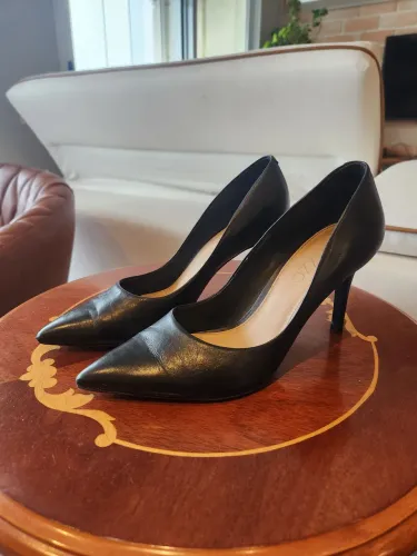 Sapato scarpin arezzo bico fino - tam 35