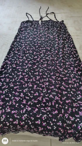 Roupas novas e pouca usadas