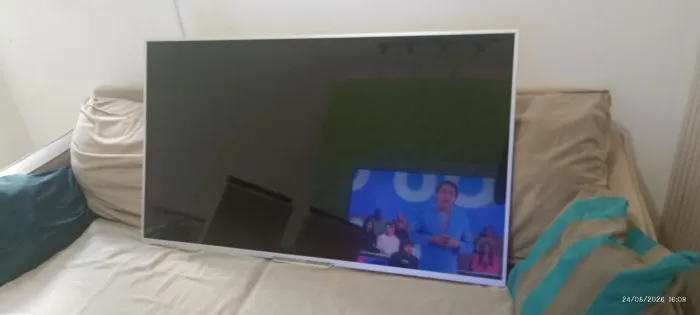 TV  Philips 47 