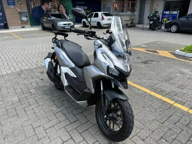 HONDA ADV 160 2025