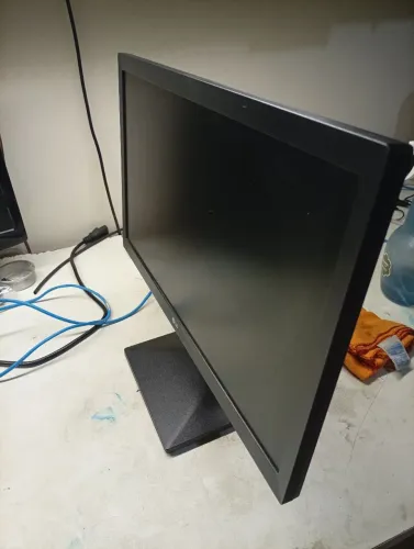 Monitor LG 19.5 HDMI/vga