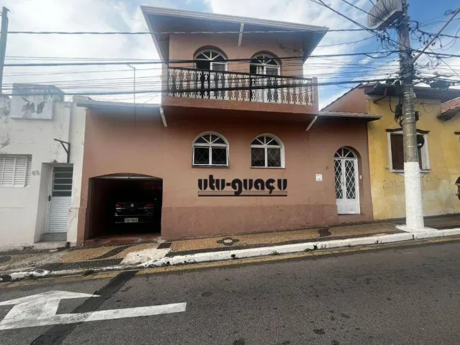 Casa com 4 dormitórios à venda, 276 m² por R$ 1.000.000,00 - Centro - Itu/SP