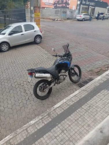 Tenere 250