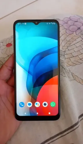 Moto E7 64 gigas