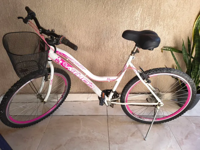 BIBICLETA SEMI NOVA - 350,00