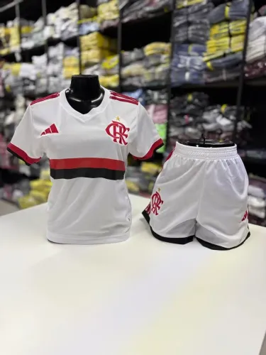 Conjunto feminino do Flamengo 