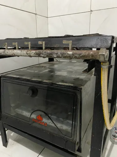Fogão e forno industrial 