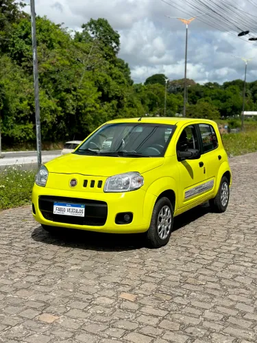 Fiat Uno Vivace Celeb. 1.0 EVO F.flex 8V 5P 2012