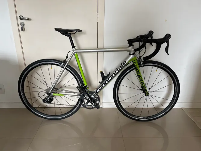 Bicicleta Speed Road SuperSix EVO Cannondale