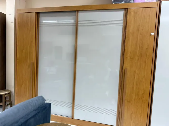 Guarda Roupa de Casal