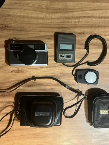 Olympus 35 LE + case original + Icel LD-500