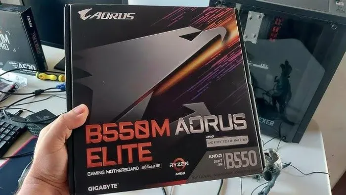 Placa Mãe B550m AORUS ELITE (LACRADA)